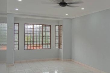[RENOVATED] Klang Bandar Bukit Tinggi Tropika Apartment 