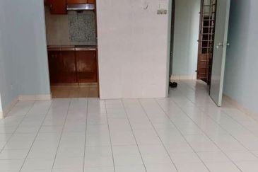 [RENOVATED] Klang Bandar Bukit Tinggi Tropika Apartment 