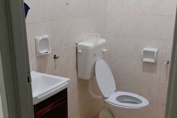 [RENOVATED] Klang Bandar Bukit Tinggi Tropika Apartment 