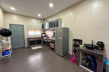 [RENOVATED] Klang Sentosa Taman Indah Samarinda Double Storey