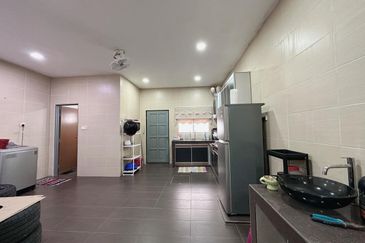 [RENOVATED] Klang Sentosa Taman Indah Samarinda Double Storey