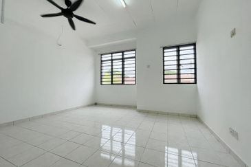 [RENOVATED] Bandar Puteri Klang Double Storey