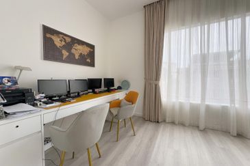 Taman Mulia, Banting