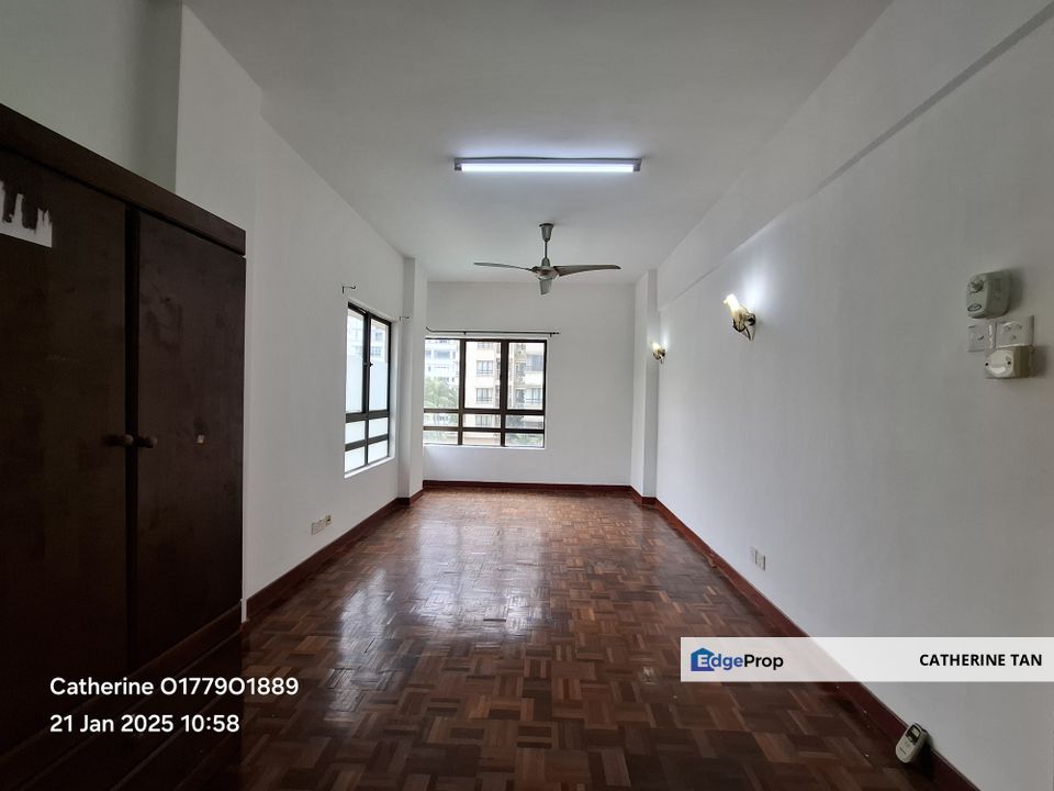 Next to 3D Damansara Casa Damansara 2 newly painted for Sales , Selangor, Petaling Jaya