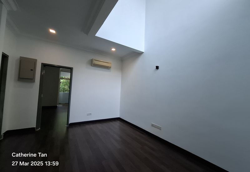USJ Heights Subang Jaya 2.5 story for Rent Newly refurbished