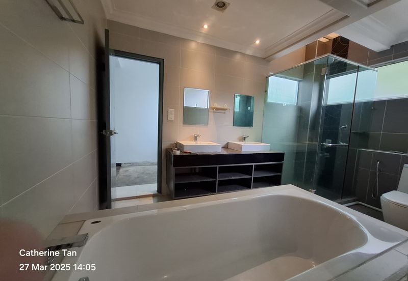 USJ Heights Subang Jaya 2.5 story for Rent Newly refurbished