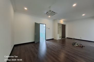 USJ Heights Subang Jaya 2.5 story for Rent Newly refurbished