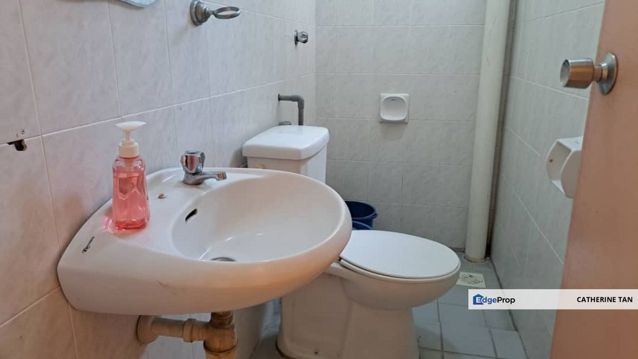 Seremban 2 Central Park Newly Refurbished House for Rent , Negeri Sembilan, Seremban