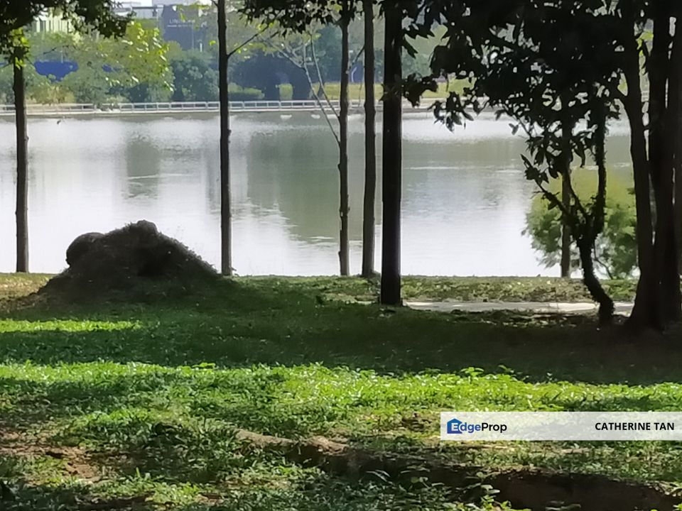 Kota Kemuning Shah Alam Lakeside Terrace House for Sale, Selangor, Kota Kemuning