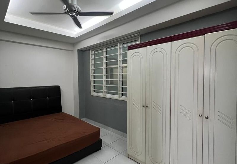 Main Place Residence