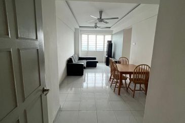 Main Place Residence