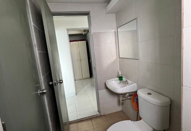 Main Place Residence