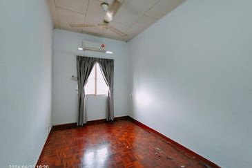 Subang Perdana Goodyear Court 10