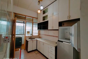 Subang Perdana Goodyear Court 10