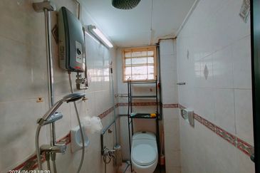 Subang Perdana Goodyear Court 10