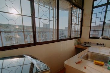 Subang Perdana Goodyear Court 10