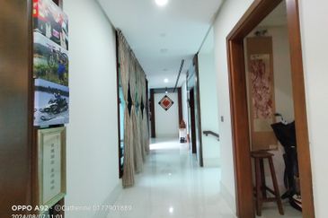 Luxurious Interior Design 3-Storey Bungalow Bukit Jelutong for Sales