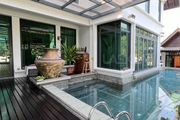 Luxurious Interior Design 3-Storey Bungalow Bukit Jelutong for Sales