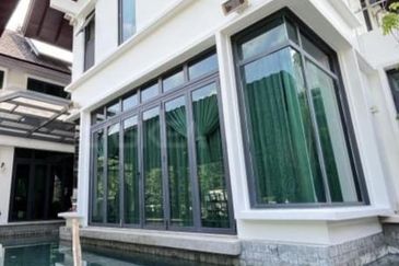 Luxurious Interior Design 3-Storey Bungalow Bukit Jelutong for Sales