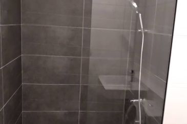 Paloma @ Tropicana Metropark