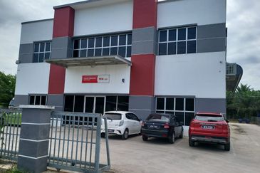 2 Storey Detached Factory Tongkang Pechah Batu Pahat