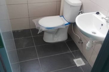 2 Storey Detached Factory Tongkang Pechah Batu Pahat