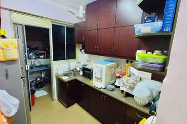 Tasik Heights Apartment