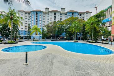 Tasik Heights Apartment