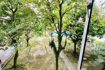 Tasik Heights Apartment