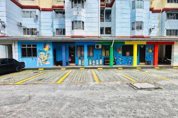 Tasik Heights Apartment