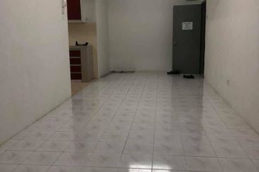 Groundfloor Apartment Saujana Damansara Damai
