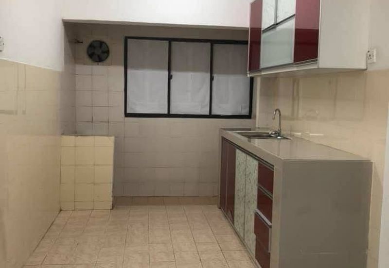 Groundfloor Apartment Saujana Damansara Damai
