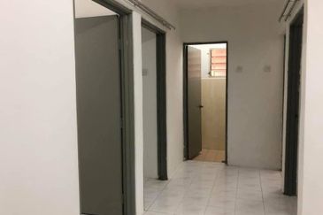 Groundfloor Apartment Saujana Damansara Damai