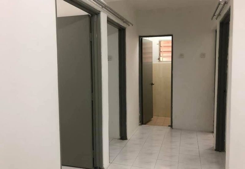 Groundfloor Apartment Saujana Damansara Damai