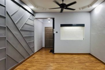 Tasik Heights Apartment