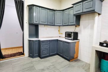 Tasik Heights Apartment