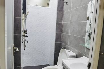 Tasik Heights Apartment