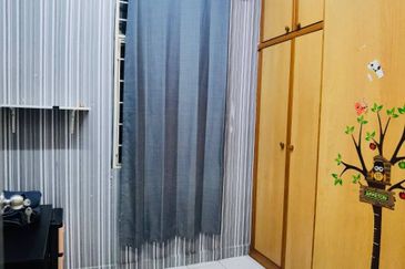 Tasik Heights Apartment