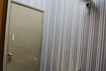 Tasik Heights Apartment