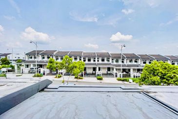 Cradleton @ Eco Majestic