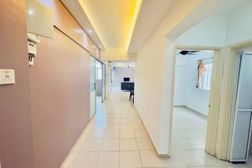 Beverly Tower @ Plaza Medan Putra