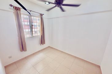 Beverly Tower @ Plaza Medan Putra