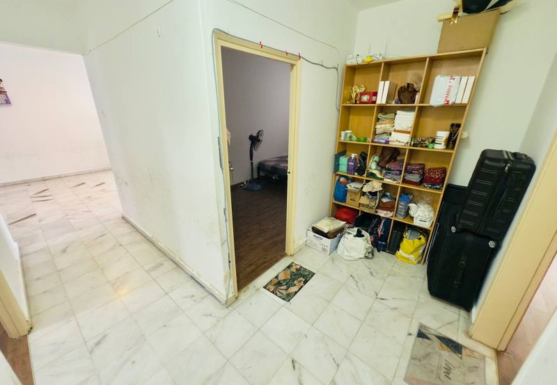 Endah Regal Condominium