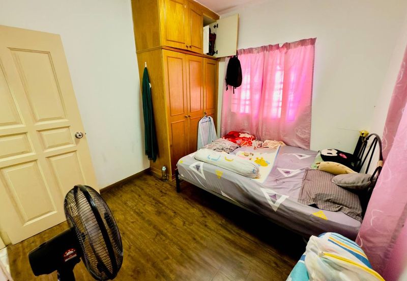 Endah Regal Condominium