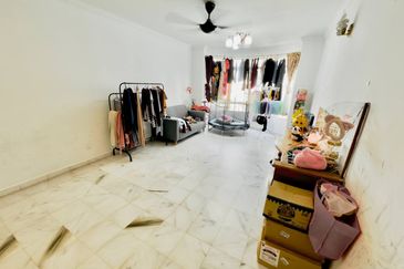 Endah Regal Condominium