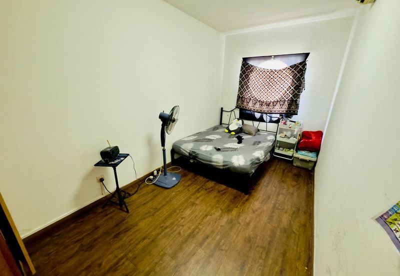 Endah Regal Condominium