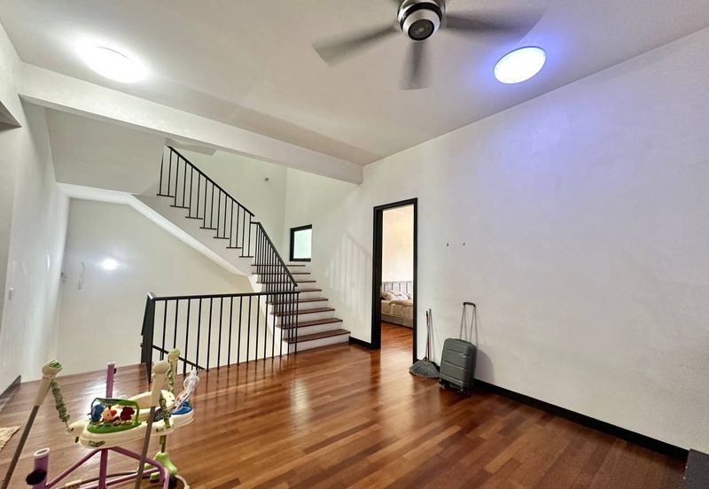 Duta Villa, Setia Alam