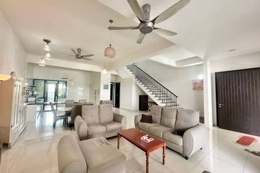 Duta Villa, Setia Alam