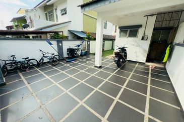 Town Villa, Taman Tasik Puchong