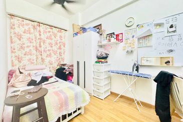 Pangsapuri Jenderam Indah